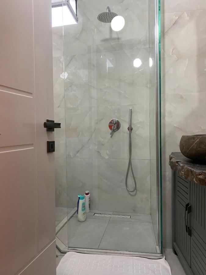 Saranda Dreamland House Apartman Kültér fotó
